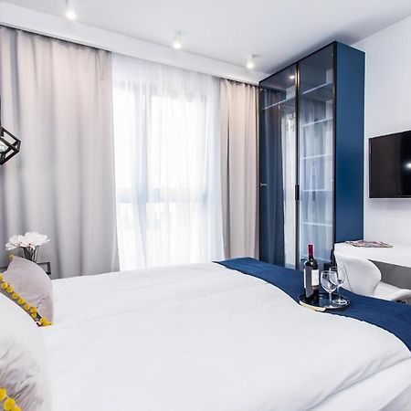 Modern & Classy Industrial - Apartamenty Browar Гданск Екстериор снимка