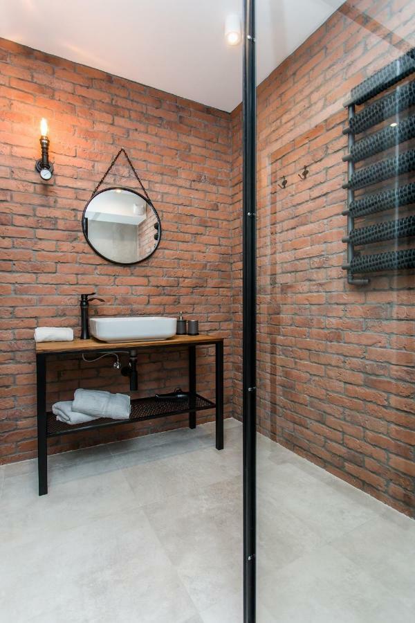 Modern & Classy Industrial - Apartamenty Browar Гданск Екстериор снимка