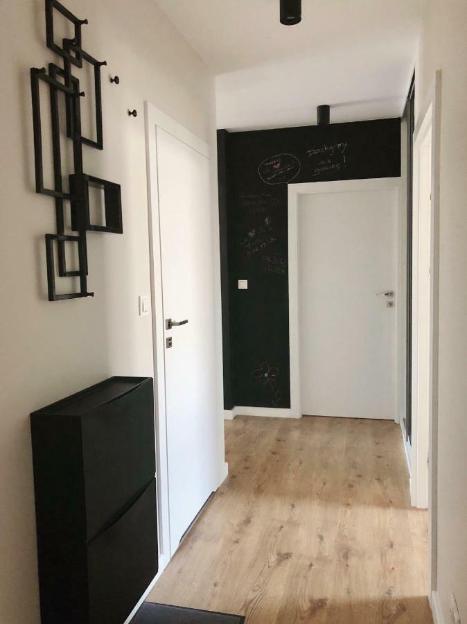 Modern & Classy Industrial - Apartamenty Browar Гданск Екстериор снимка